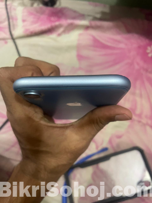 Iphone XR Canadian variant